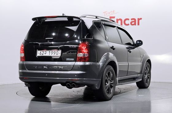 Ssangyong Rexton 4WD RX6 Brown Edition — пробег 118 284 км — фото 2 из 5