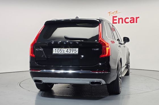 Volvo XC90 T8 Inscription Hybird — пробег 74 002 км — фото 4 из 5
