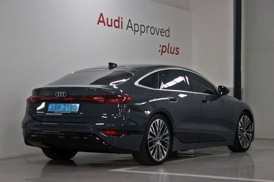 Audi A6 e-Tron Performance Advanced — пробег 2 700 км — фото 2 из 5