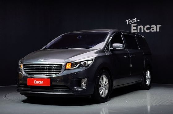 Kia Carnival 11-seater Deluxe — пробег 174 617 км — фото 1 из 5