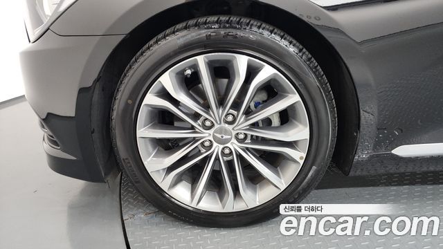 Hyundai Genesis из Кореи Encar