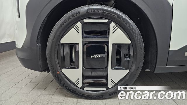 Kia EV3 из Кореи Encar