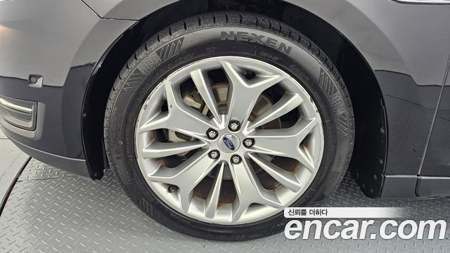 Ford Taurus из Кореи Encar