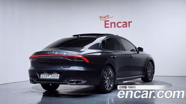 Hyundai Grandeur из Кореи Encar