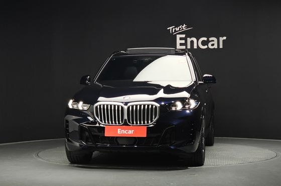 BMW X5 xDrive 40i M Sport — пробег 7 727 км — фото 3 из 5