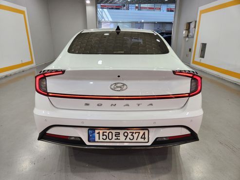 Hyundai Sonata 2.0 Premium Family — пробег 21 428 км — фото 5 из 5