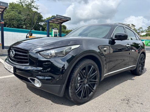 Infiniti QX70 3.0d AWD — пробег 133 340 км — фото 1 из 5