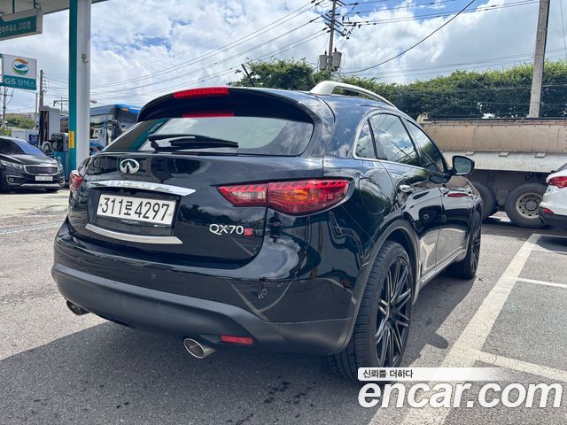 Infiniti QX70 3.0d AWD — пробег 133 340 км — фото 2 из 5