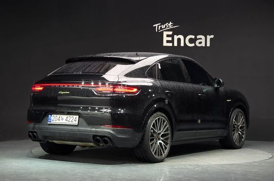Porsche Cayenne 3.0 E-Hybrid Coupe — пробег 38 624 км — фото 2 из 5