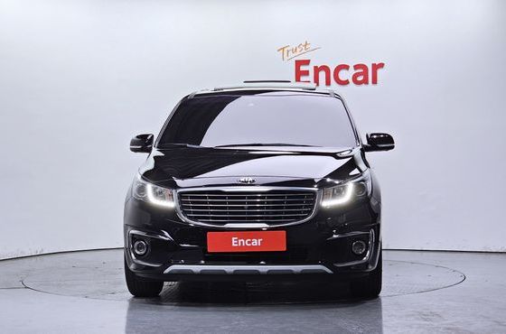 Kia Carnival 9-seater Noblesse — пробег 110 925 км — фото 3 из 5