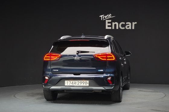 Kia Niro 1.6 HEV Noblesse — пробег 61 325 км — фото 4 из 5