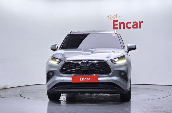 Toyota Highlander Hybrid Limited — пробег 42 923 км — фото 3 из 5