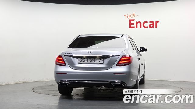 Mercedes-Benz E-Class из Кореи Encar