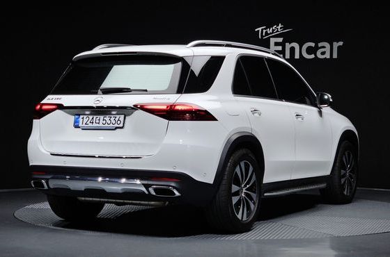 Mercedes-Benz GLE-Class GLE350 4MATIC — пробег 10 654 км — фото 2 из 5