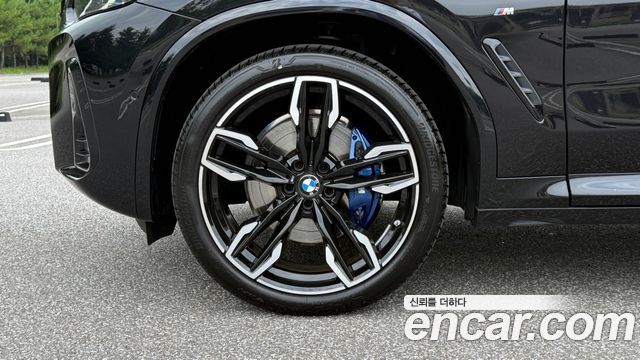 BMW X4 xDrive M40i — пробег 4 865 км — фото 5 из 5