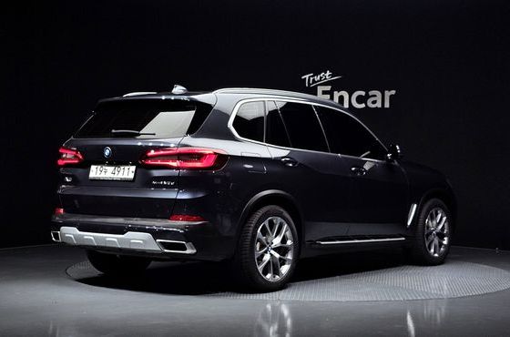 BMW X5 xDrive 30d xLine — пробег 105 872 км — фото 2 из 5