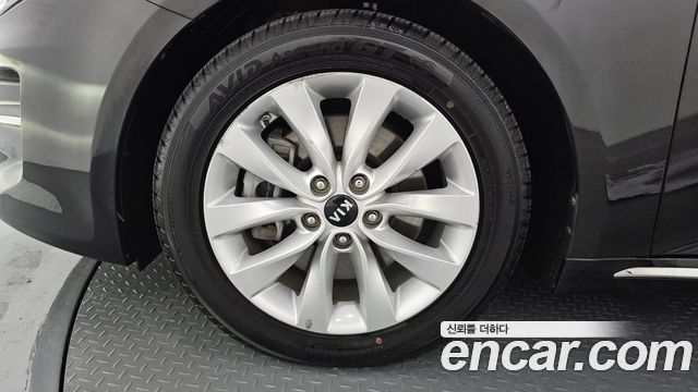 Kia K5 из Кореи Encar
