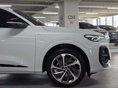 Audi Q5 40 TFSI Quattro Sportback S Line — пробег 1 617 км — фото 5 из 5