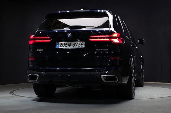 BMW X5 xDrive 30d M Sport — пробег 10 443 км — фото 4 из 5