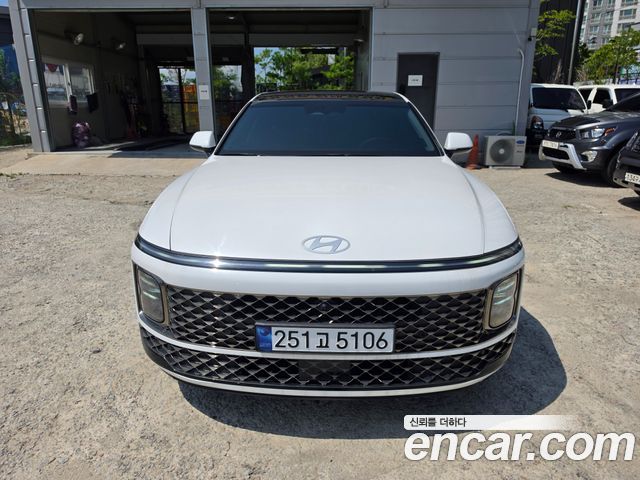 Hyundai Grandeur Calligraphy — пробег 3 855 км — фото 2 из 5