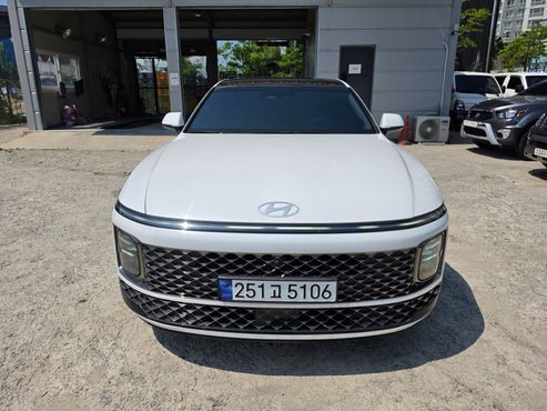 Hyundai Grandeur Calligraphy — пробег 3 855 км — фото 2 из 5