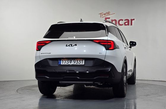 Kia Sportage HEV 1.6 2WD Signature X Line — пробег 14 672 км — фото 4 из 5
