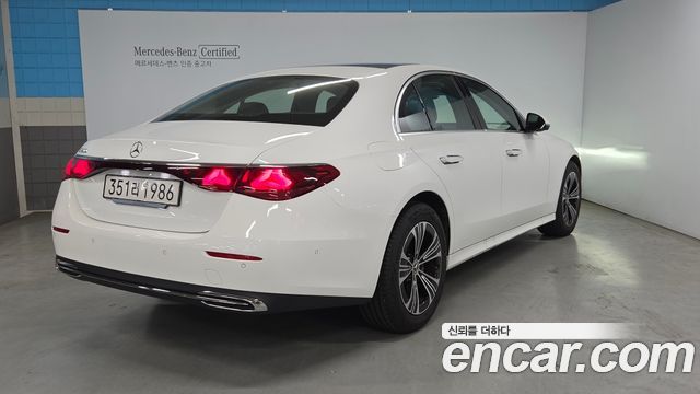 Mercedes-Benz E-Class из Кореи Encar