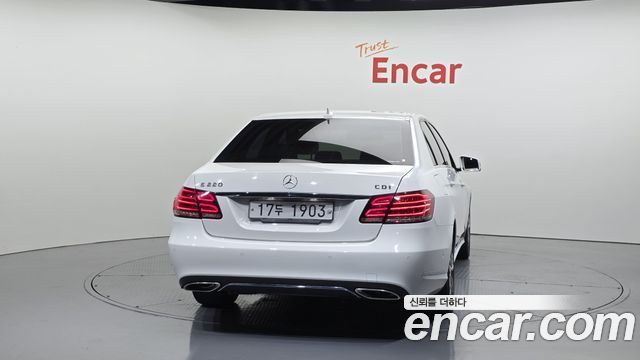 Mercedes-Benz E-Class E220 CDI Avantgarde — пробег 167 353 км — фото 4 из 5