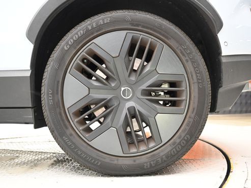 Volvo EX30 Performance Ultra — пробег 8 105 км — фото 5 из 5