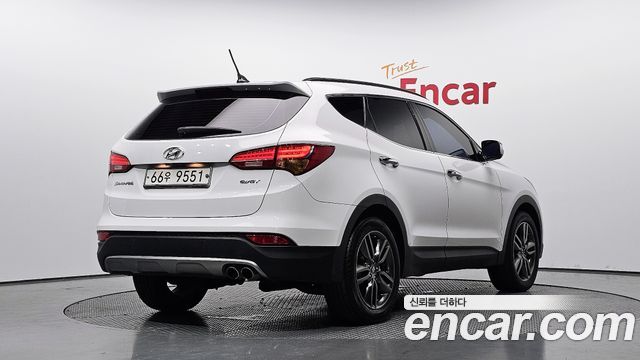 Hyundai Santafe Diesel(e-VGT) 2.0 2WD Exclusive — пробег 97 277 км — фото 2 из 5