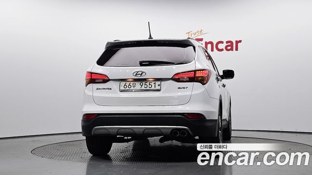 Hyundai Santafe Diesel(e-VGT) 2.0 2WD Exclusive — пробег 97 277 км — фото 4 из 5