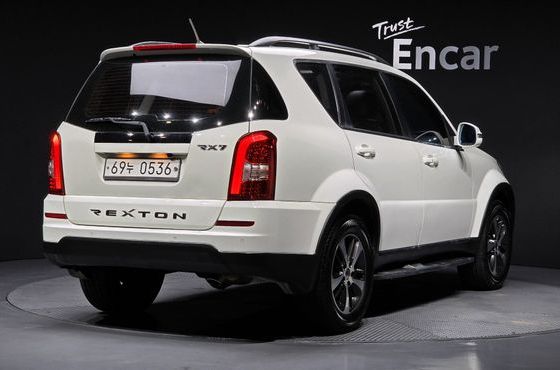 Ssangyong Rexton 2.0 4WD RX7 Luxury — пробег 70 021 км — фото 2 из 5