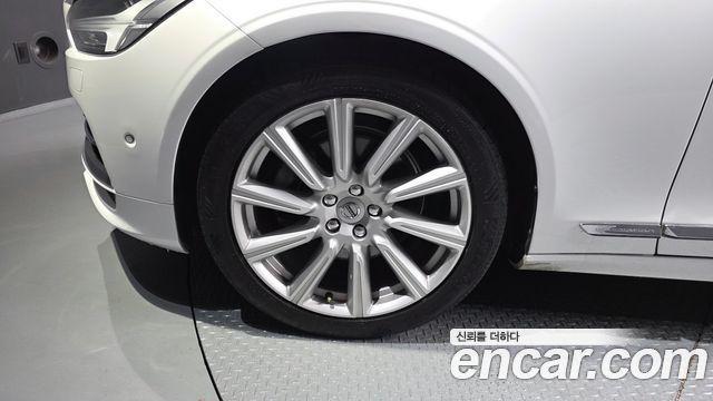 Volvo S90 из Кореи Encar