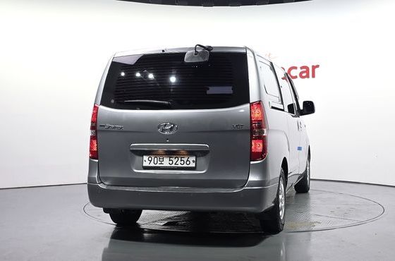 Hyundai Starex 5-Seater VAN CVX Deluxe — пробег 274 869 км — фото 4 из 5