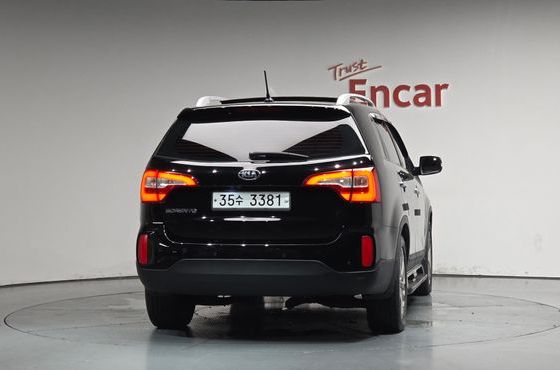Kia Sorento Diesel 2.0 2WD Prestige — пробег 157 014 км — фото 4 из 5