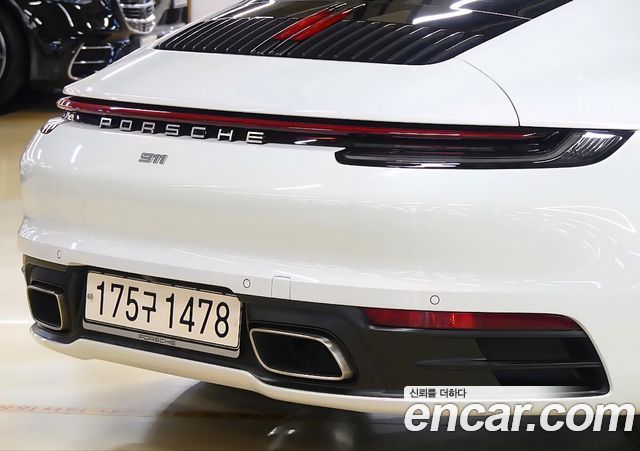 Porsche 911 Carrera — пробег 20 886 км — фото 4 из 5