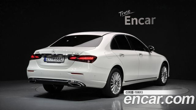 Mercedes-Benz E-Class из Кореи Encar