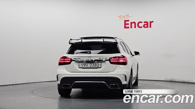Mercedes-Benz GLA-Class из Кореи Encar