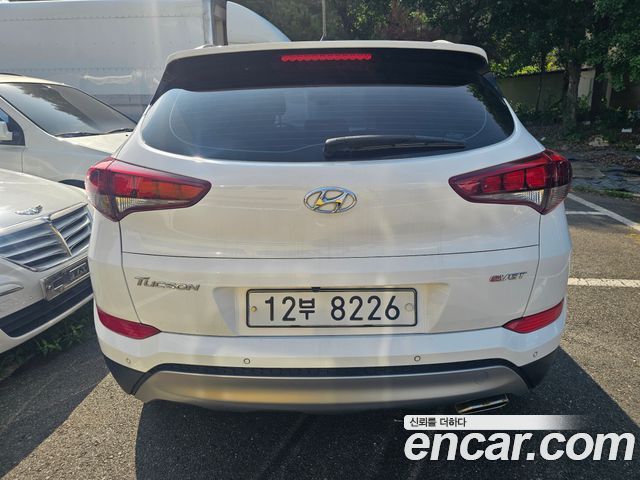 Hyundai Tucson Diesel 1.7 2WD Modern — пробег 208 414 км — фото 5 из 5