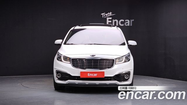 Kia Carnival из Кореи Encar