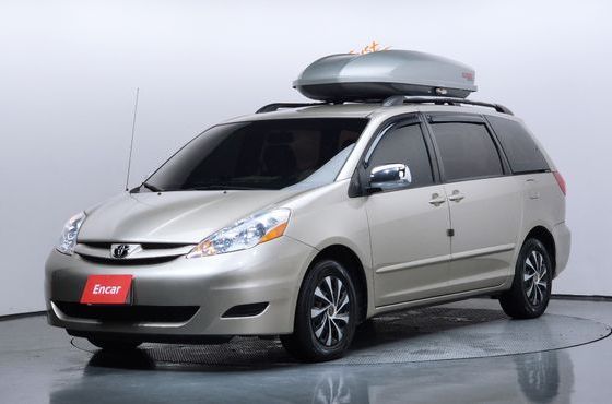 Toyota Sienna 3.5 — пробег 125 148 км — фото 1 из 5