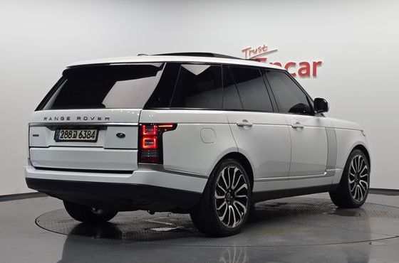 Land Rover Range Rover 4.4 SDV8 AB DIESEL — пробег 178 051 км — фото 2 из 5