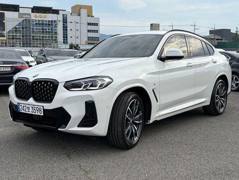 BMW X4 xDrive20i M Sport — пробег 15 254 км — фото 3 из 5
