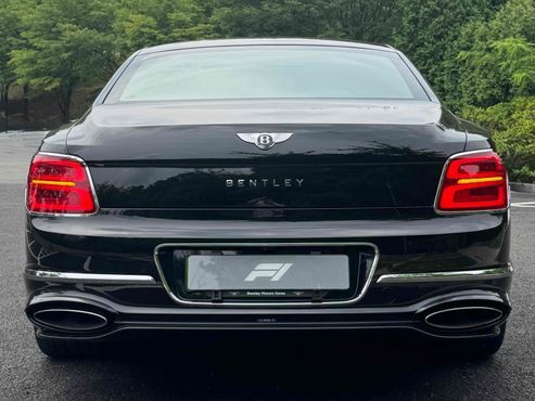 Bentley Flying Spur 4.0 Muliner — пробег 6 400 км — фото 3 из 5