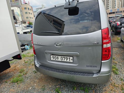 Hyundai Starex 3-Seater VAN Modern — пробег 262 530 км — фото 4 из 5