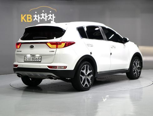 Kia Sportage Diesel 2WD Noblesse Plus — пробег 100 210 км — фото 3 из 5