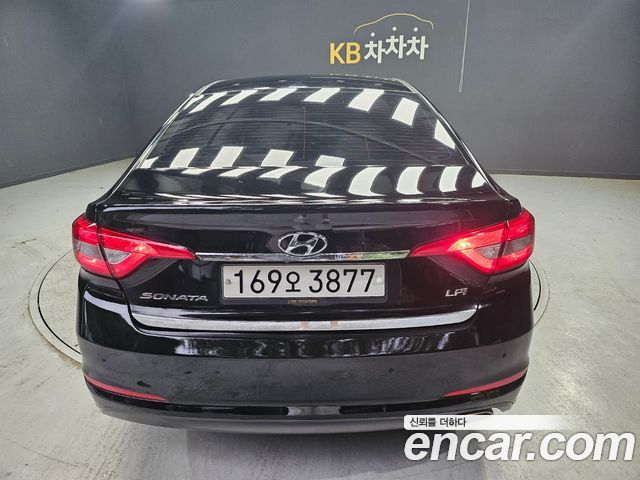 Hyundai Sonata LPI Smart(Handicapped) — пробег 214 870 км — фото 4 из 5