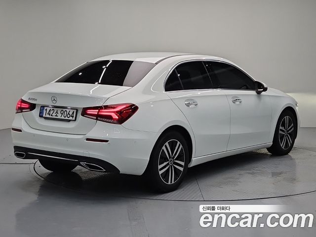 Mercedes-Benz A-Class из Кореи Encar