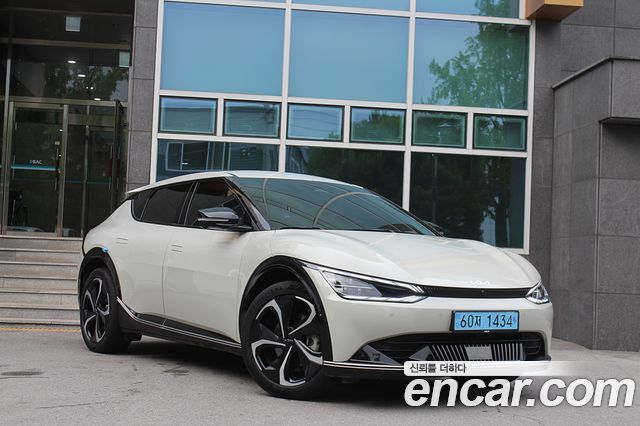 Kia EV6 Long Range Earth — пробег 10 900 км — фото 3 из 5