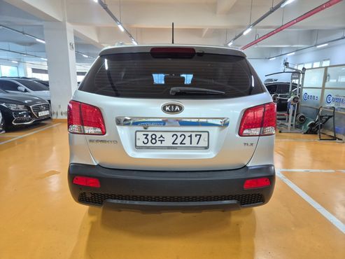 Kia Sorento Diesel 2.0 2WD TLX High-Deluxe — пробег 154 372 км — фото 5 из 5